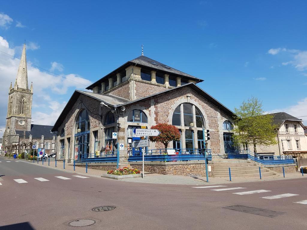 Appart'Hotel Le Frenchy Bréhal Exterior photo